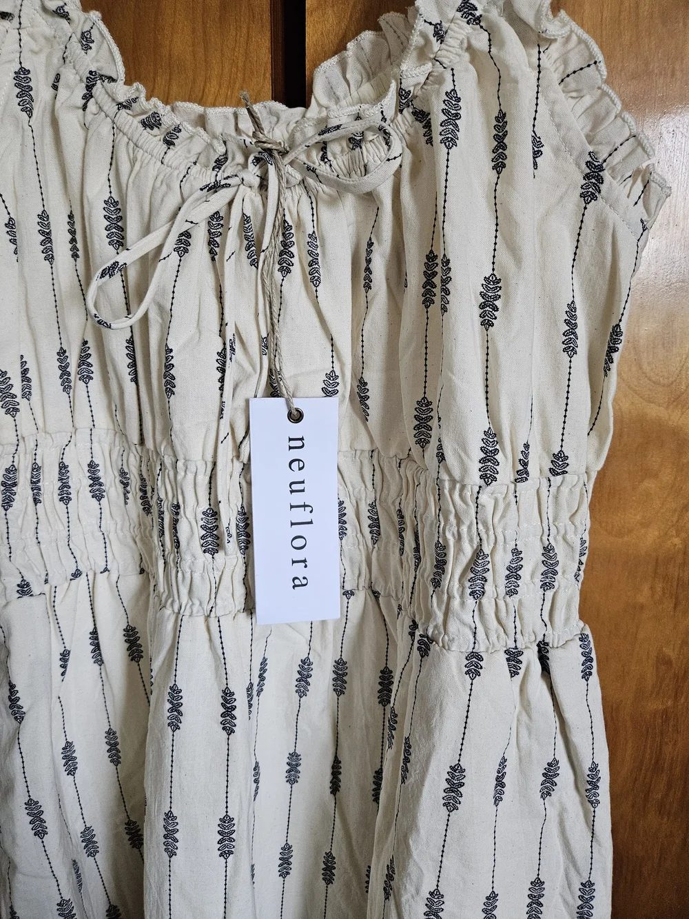 NWT Neuflora Tuscany Dress Cream And Navy Size Small